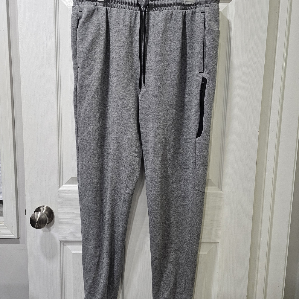 Old Navy Men's Heather Gray Joggers